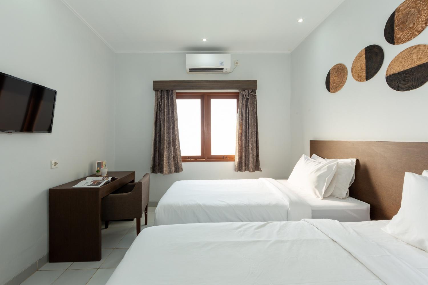 Cove Matahari Guesthouse Sunset レギャン エクステリア 写真